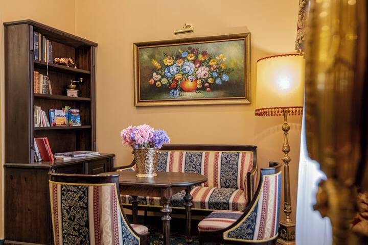 Lobby Entry