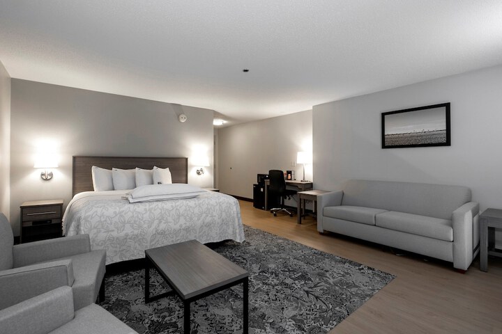 Superior King Bed (9 of 29)