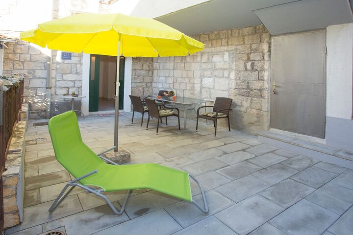 Terrace/Patio 21 of 24