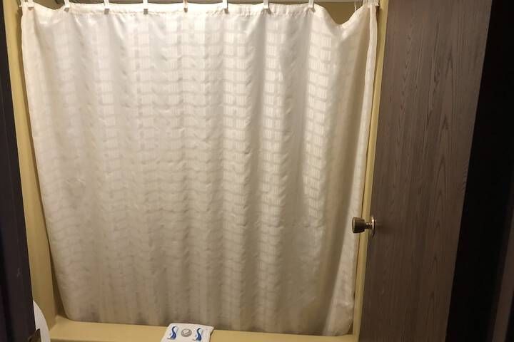 Room 69 of 91