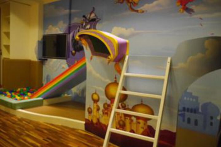 Room 44 of 57