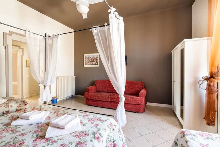 Room 20 of 47