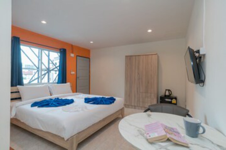 Room 29 of 45