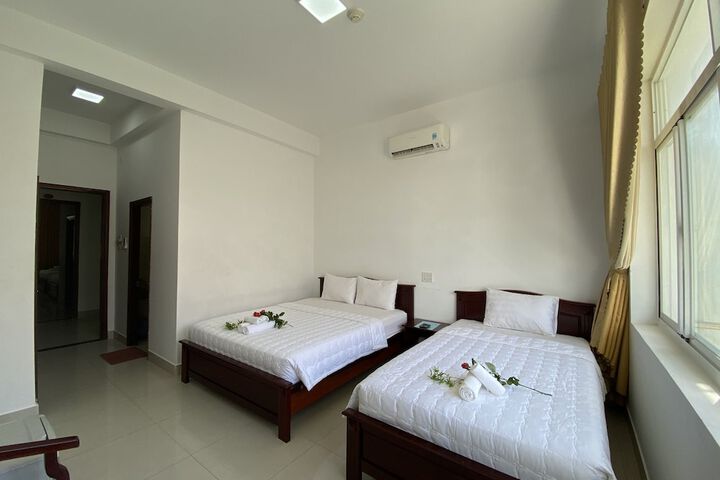 Room 9 of 73
