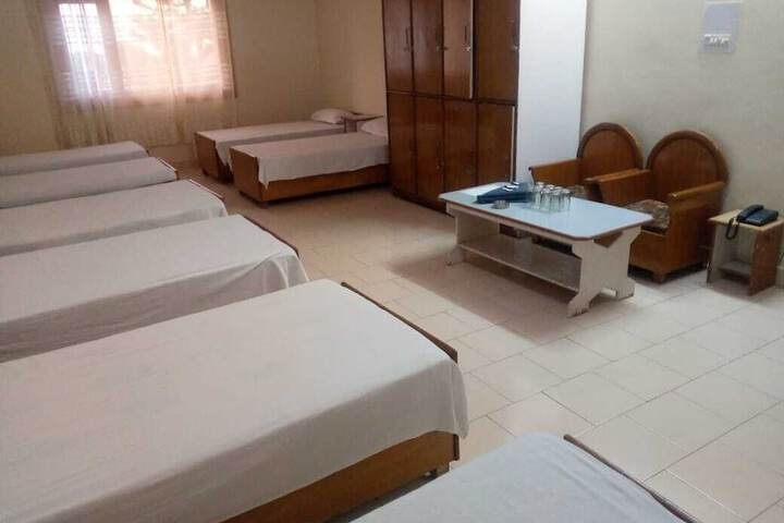 Room 27 of 56