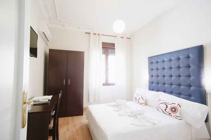 Room 8 of 47
