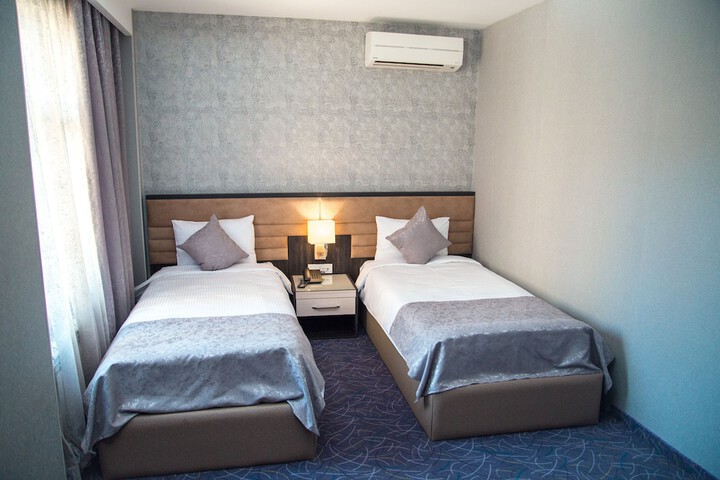 Room 22 of 52