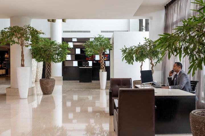 Guest Lobby