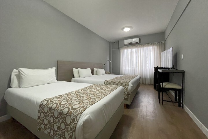 Room 42 of 69