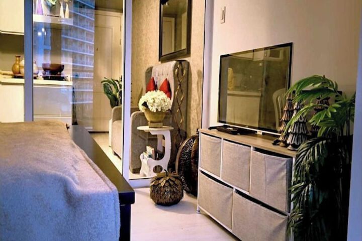 Room 10 of 47