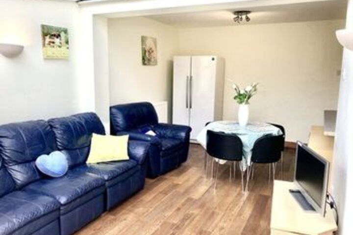 Room 15 of 15