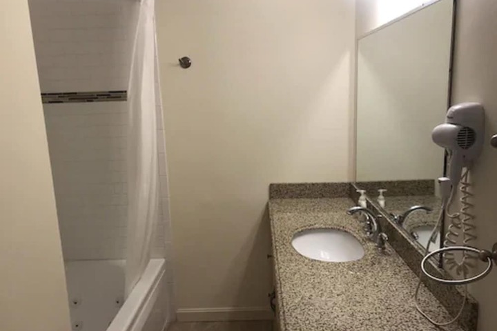 Room 65 of 87