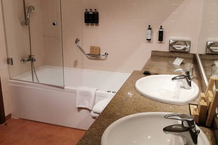 Clean Restrooms