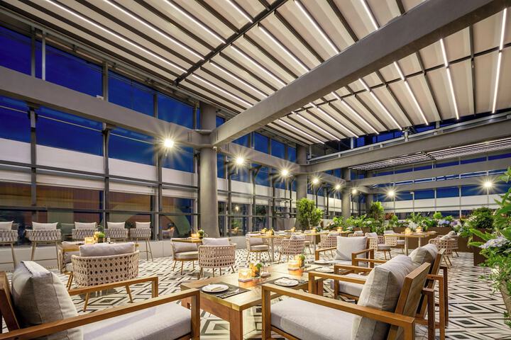 Hotel Exterior 98 of 98