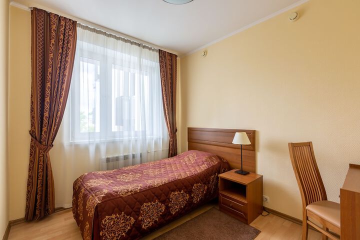Room 13 of 62