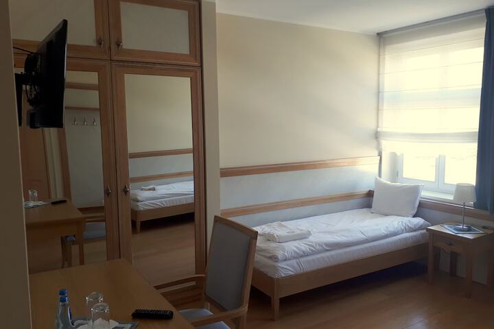 Room 14 of 46