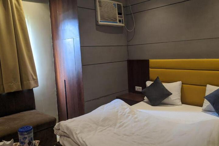 Hotel Gagan Eco in Kanpur