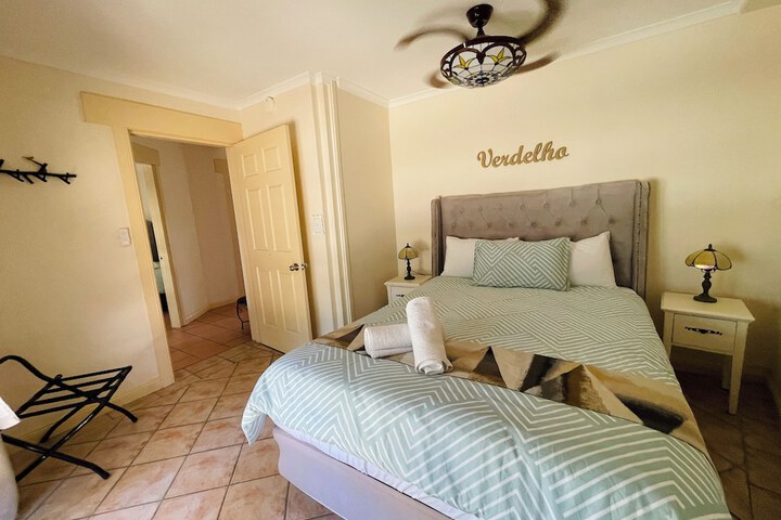 Room 26 of 214