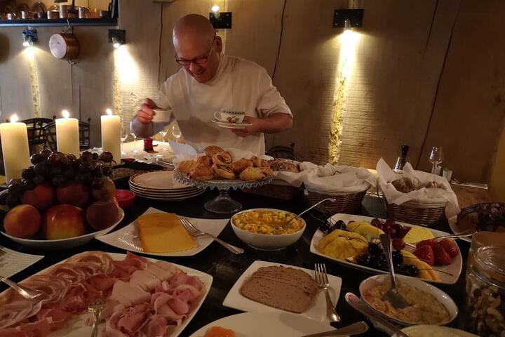 Dining 48 of 109