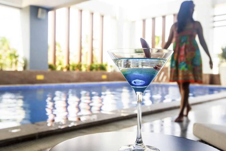 Pool Hotel