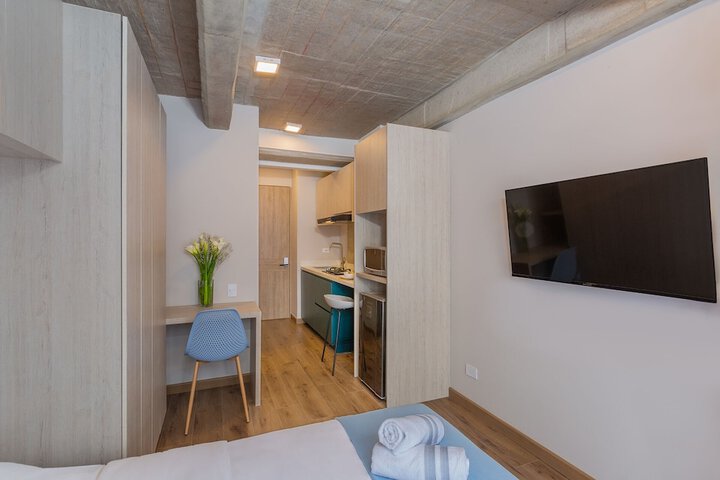 Room 9 of 10
