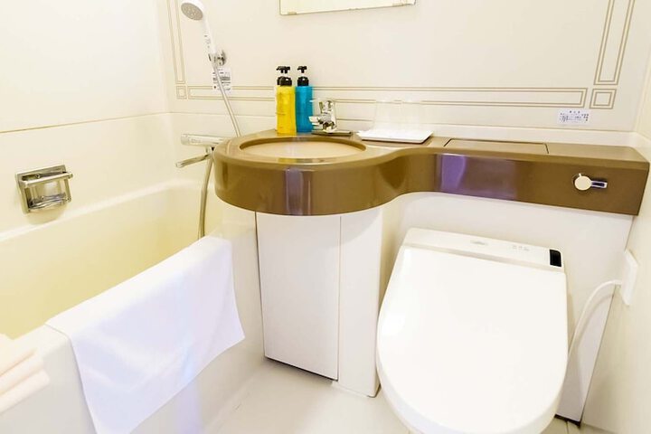 Clean Restrooms