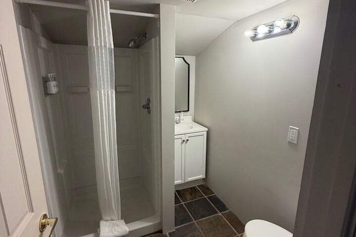 Room 41 of 108