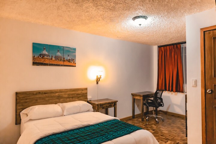 Room 7 of 42