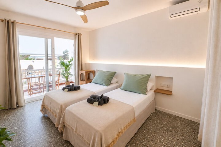 Room 3 of 29