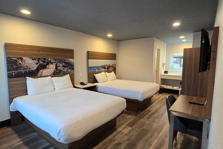 1 King Bed (21 of 22)