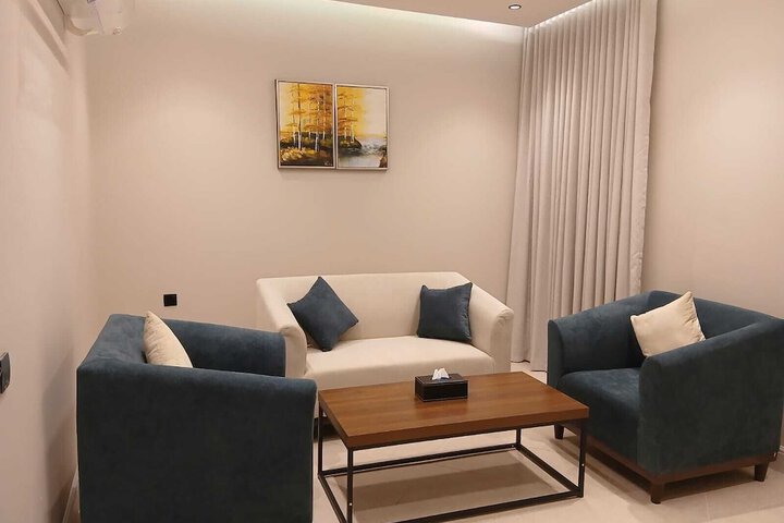 Room 17 of 29