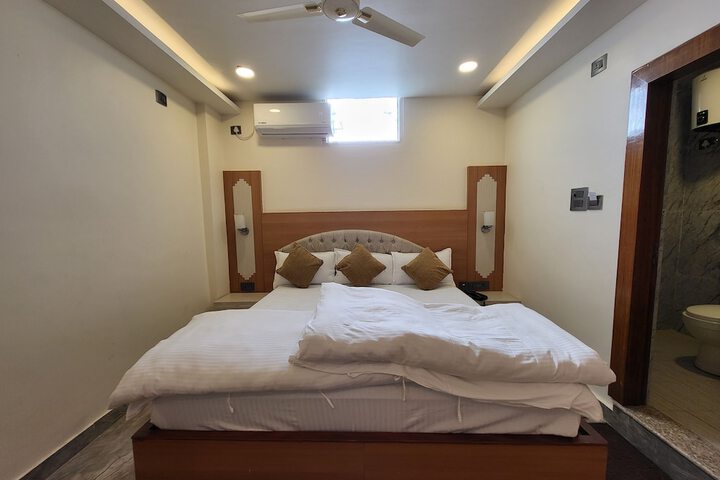 Room 38 of 75