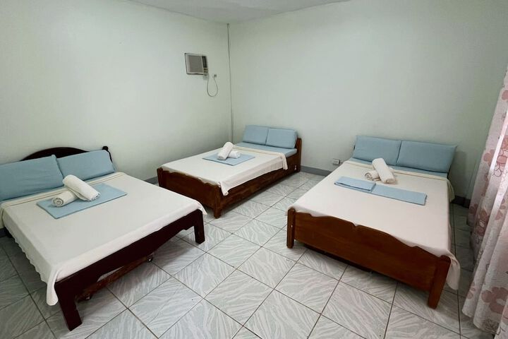 Room 16 of 62