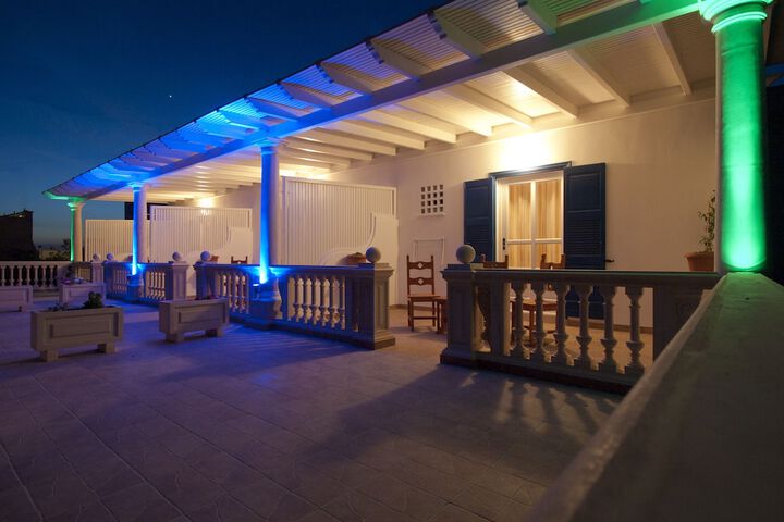 Terrace/Patio 7 of 15