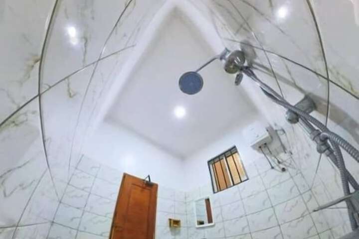 Room 7 of 29