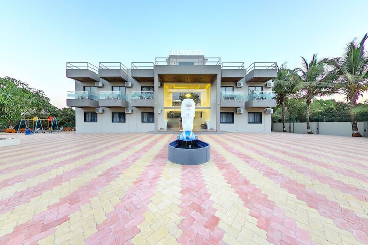 Hotel 77 of 78