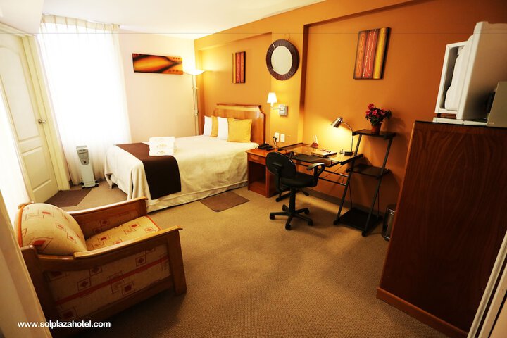 Room 8 of 124