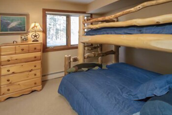 Room 16 of 17