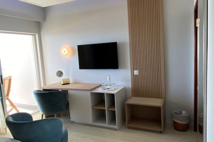 Room 15 of 86