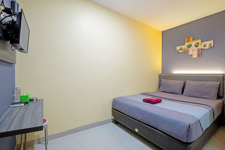 Room 11 of 26