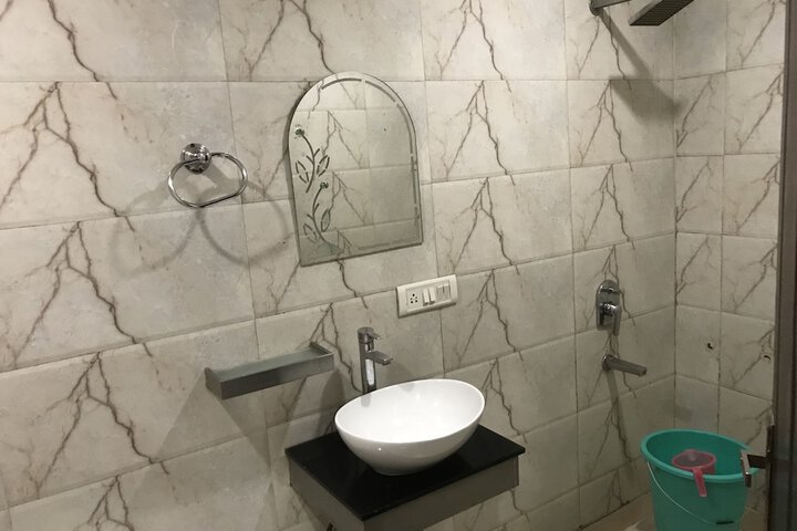 Room 20 of 25