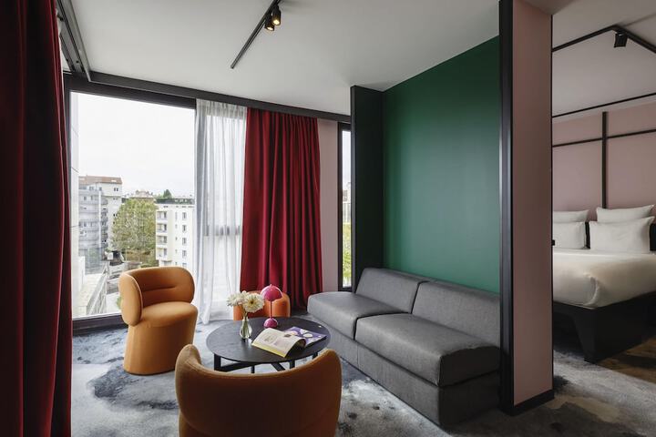Room 39 of 108