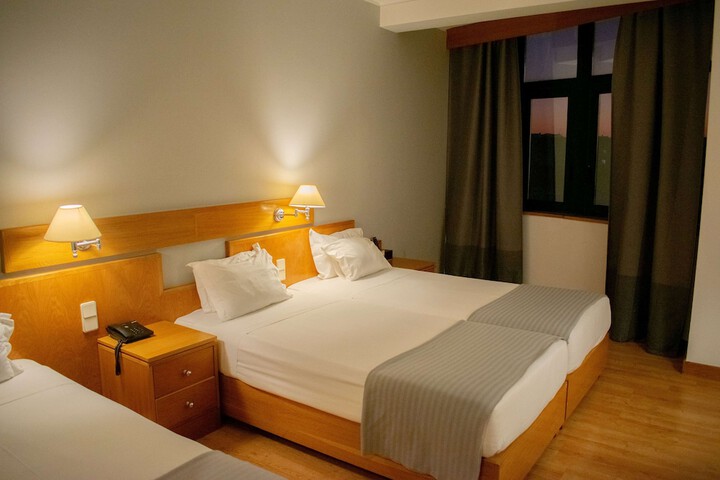 Room 26 of 70