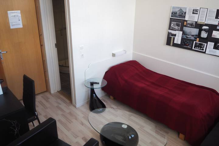 Room 5 of 31