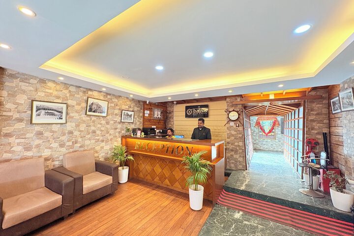 Aristocrat Darjeeling Near Gandhi RD