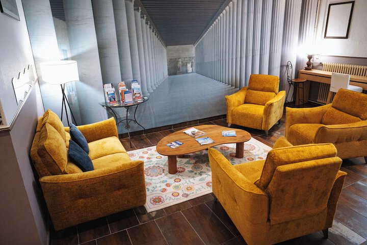 Hotel Interior 7 of 80