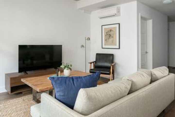 Room 18 of 21
