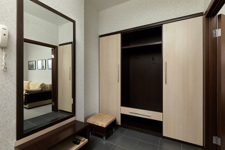 Room 36 of 64