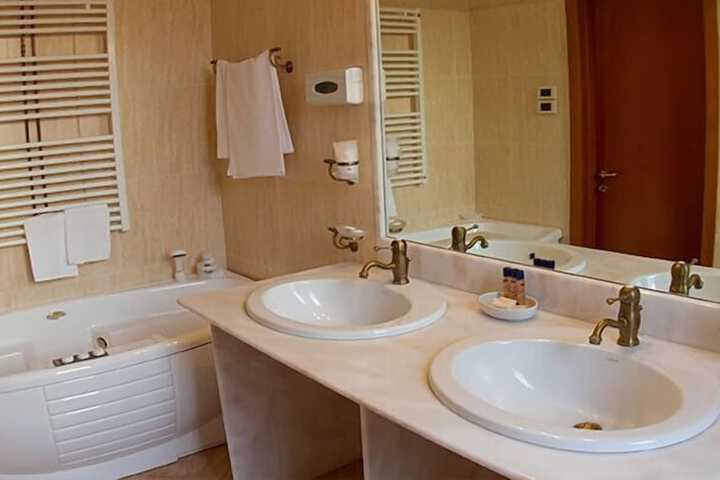 Bath Interior