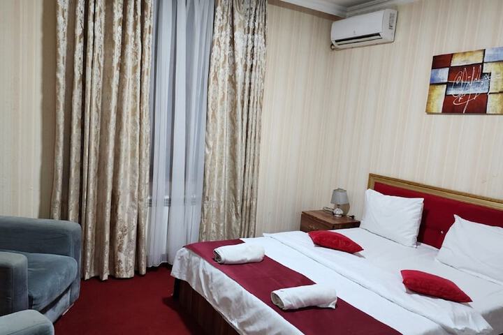 Room 43 of 105
